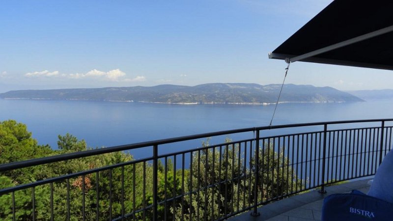 DSC00804 01.JPG - Pihenő útközben.